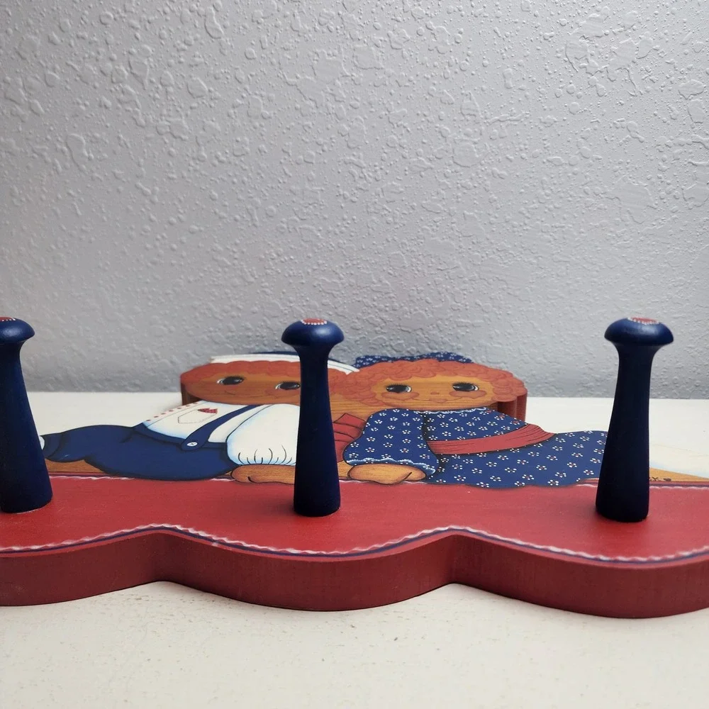 Vintage Wooden Raggedy Ann & Andy Wall Hanger Shelf Red Blue Hearts Rustic Decor